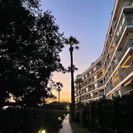 C037-Nice Studio With Garden And Parking - Near Beach Cannes Bagian luar foto